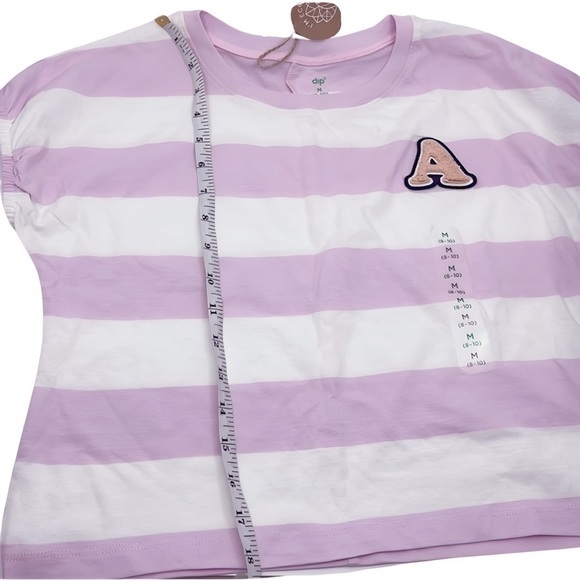 Organic Cotton Crew Neck Logo T-Shirt: A Stylish‎ Choice for Kids - Picture 4 of 4